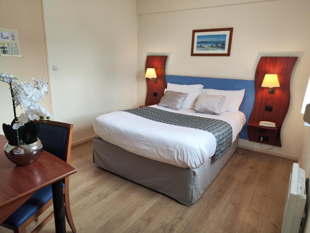 Double Room,32227837:JPEG